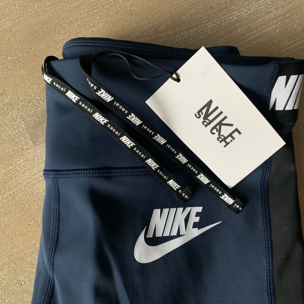NIKE x SACAI WOMENS RUNNING TIGHTS LIMITED ED - Picture 6 of 6